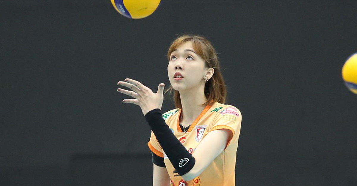 Cô gái Việt cao 1m95 tỏa sáng rực rỡ trong ngày ra mắt giải bóng chuyền Thái Lan