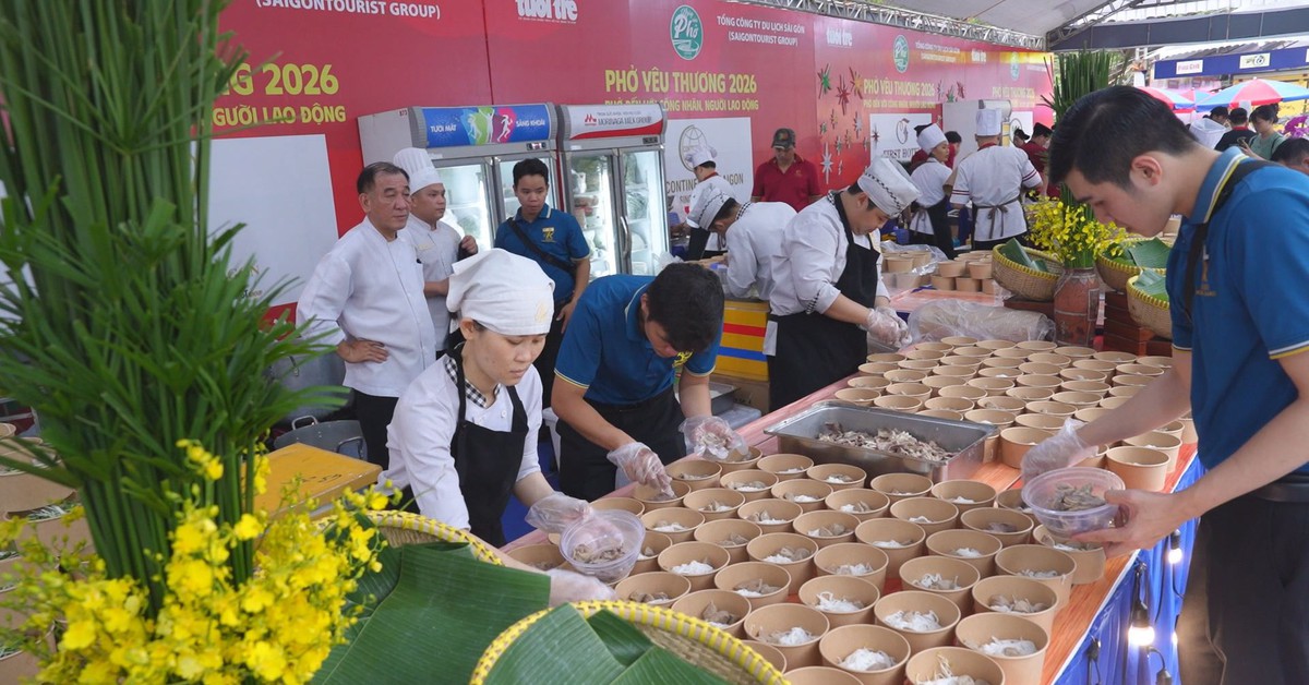 'Phở yêu thương' sẵn sàng phục vụ công nhân tại xã Bàu Bàng