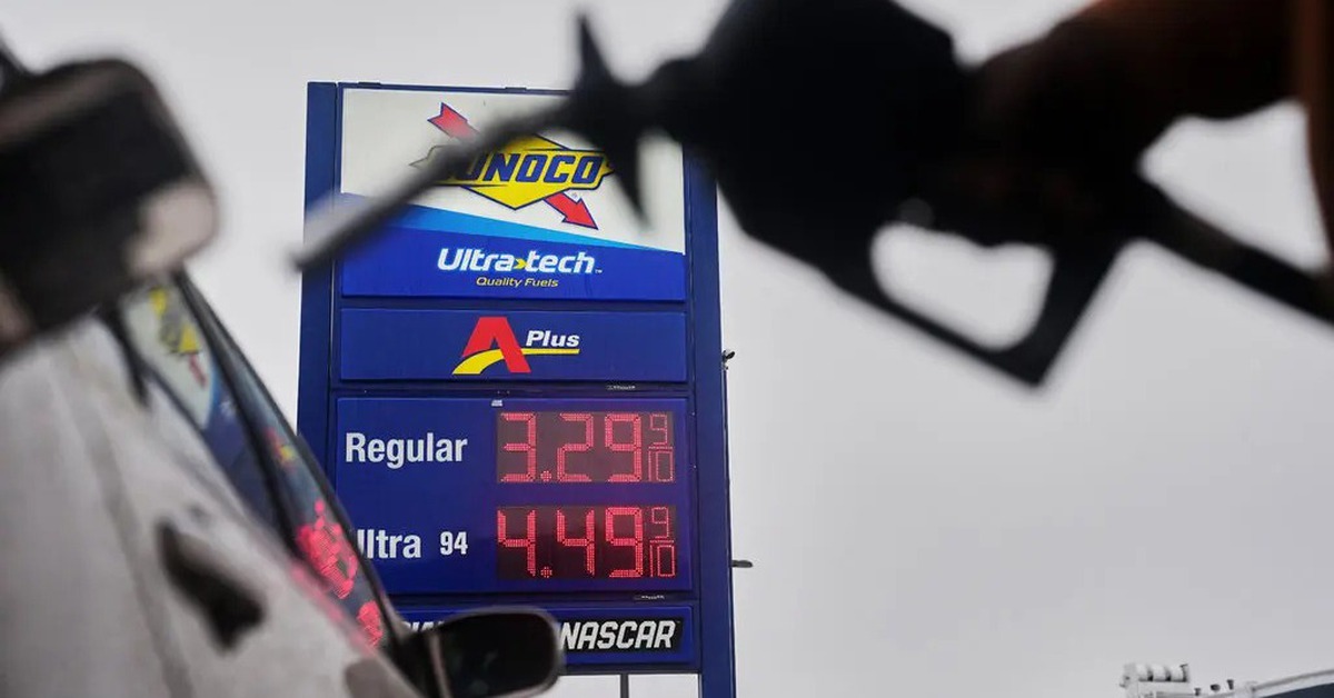 Giá xăng ở Mỹ tiếp tục leo thang, tăng 14% chỉ trong một tuần vì chiến sự Iran