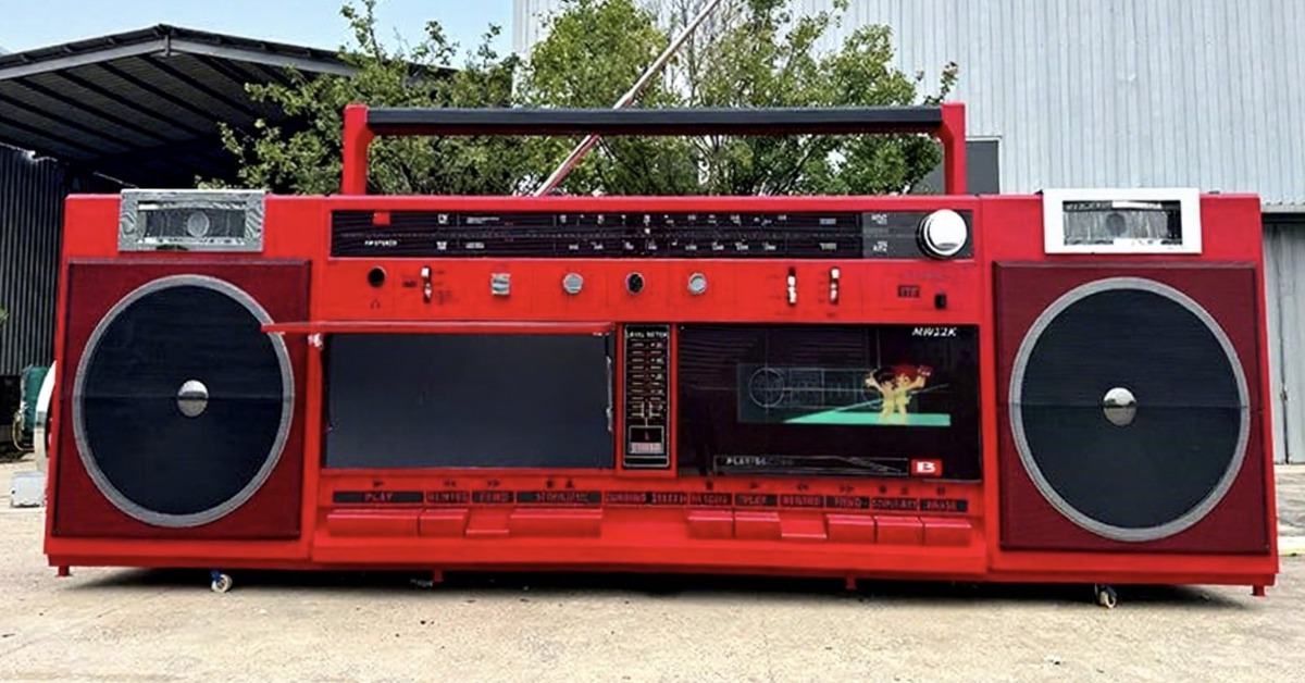 Nhà di động hình máy cassette độc đáo, giá chỉ ngang Honda SH