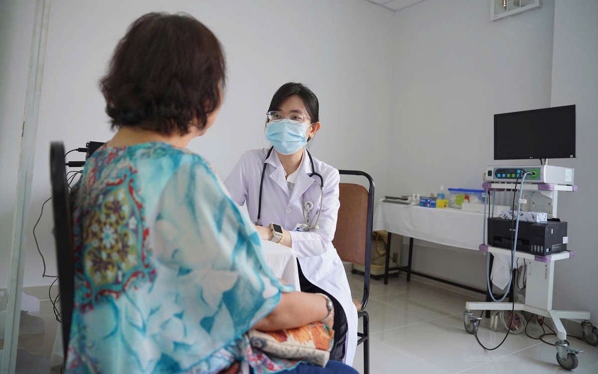 Trạm y tế chủ động chăm sóc sức khỏe tận nhà cho người bệnh