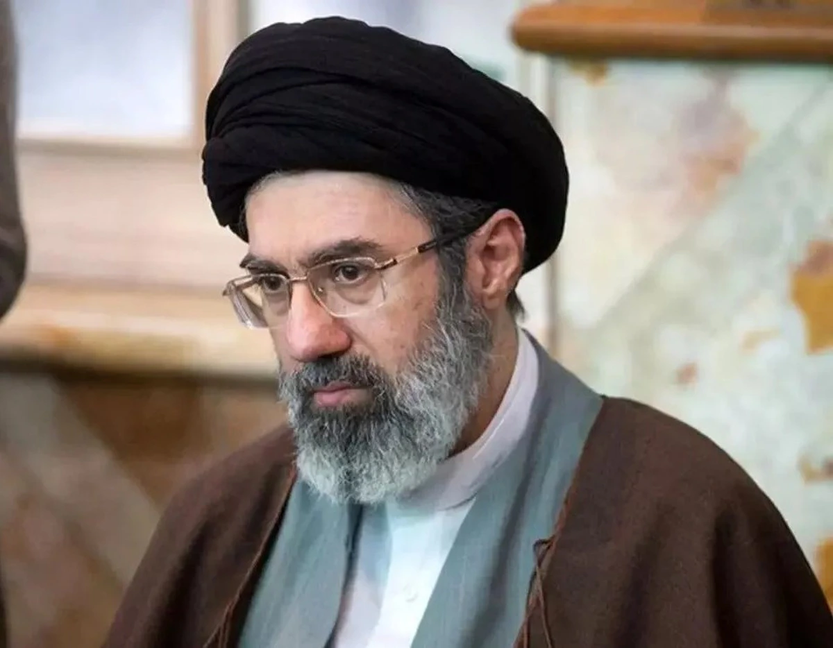 Iran gửi đi thông điệp gì khi chọn con trai ông Ali Khamenei làm lãnh đạo mới?