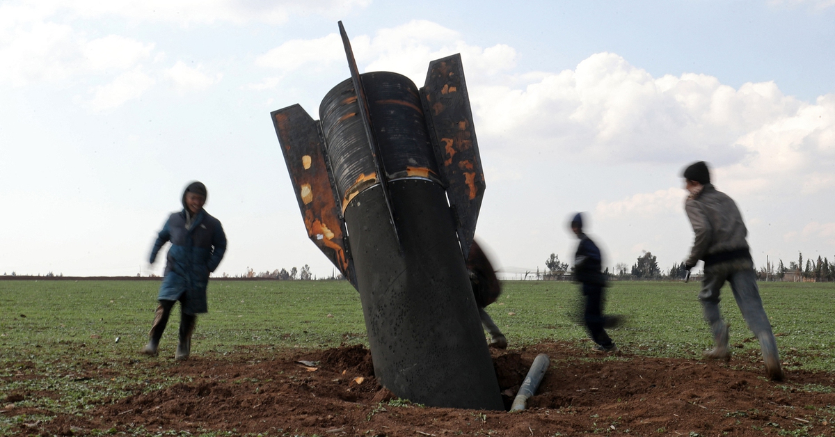 Số tên lửa và drone Iran nã khắp vùng Vịnh đã lên số hàng ngàn