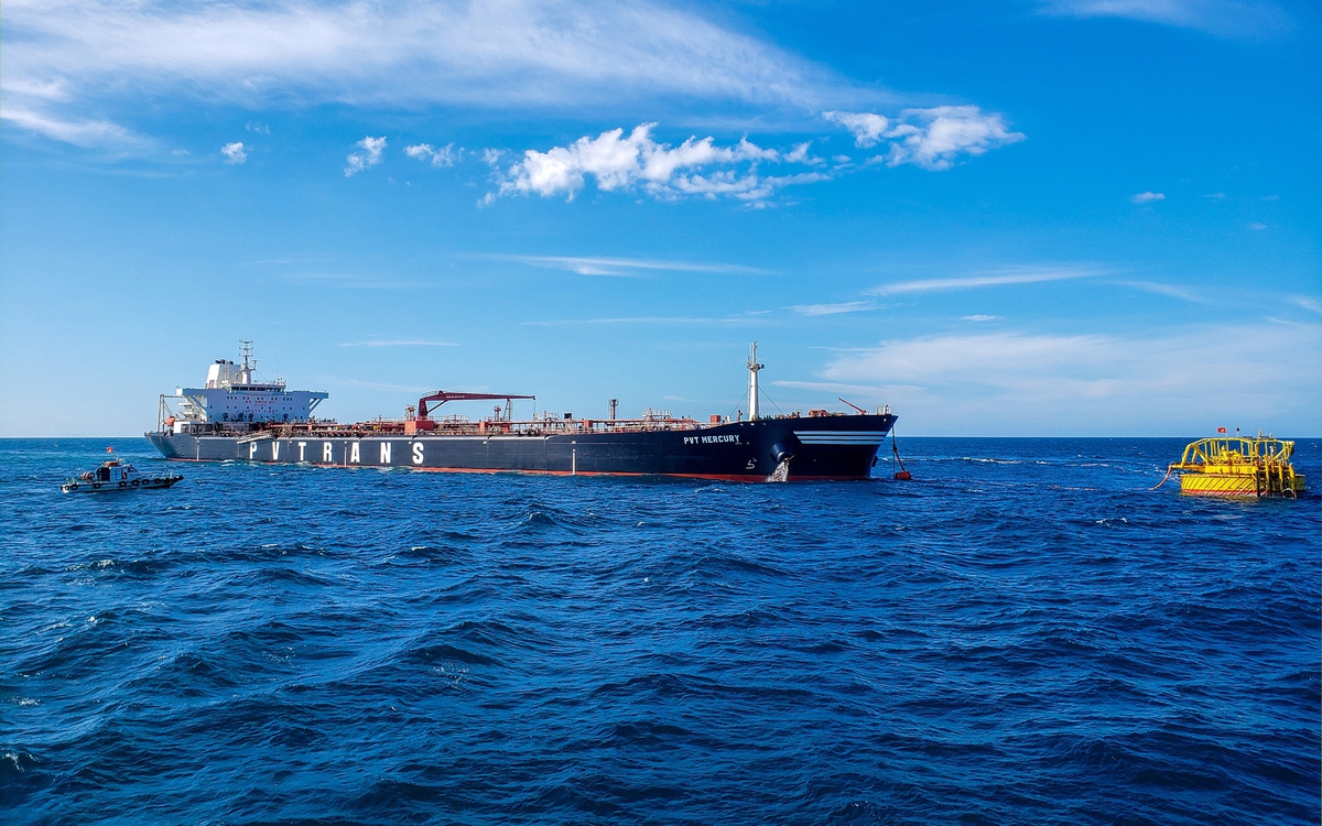 Vietnam's Dung Quat refinery runs at full capacity amid global energy  market volatility