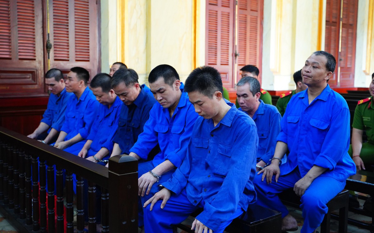 TAND TP.HCM mở phiên xét xử 12 bảo vệ tự ý thu tiền đường trong khu công nghệ cao