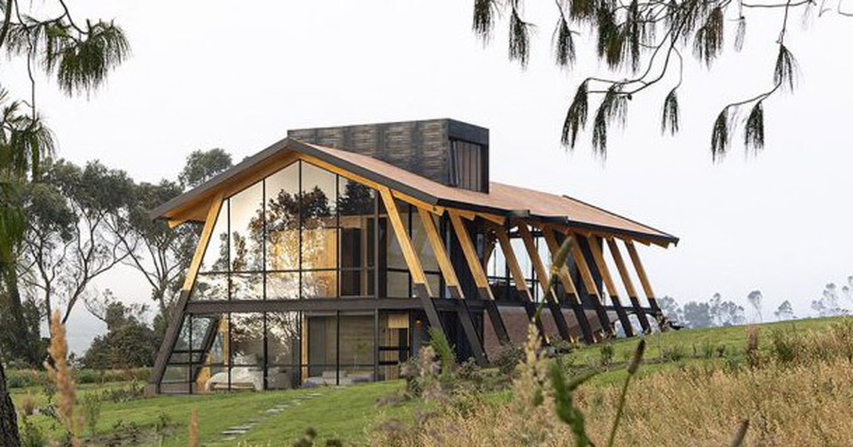 Ngôi nhà 'nổi' trên thảo nguyên