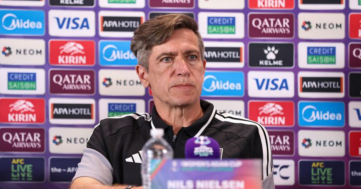 HLV tuyển nữ Nhật Bản: 'Việt Nam phản công rất nhanh'