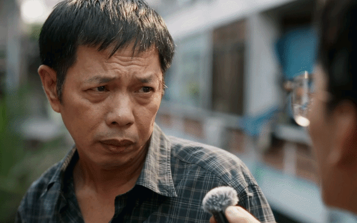 Hồng Ánh thẳng tay tát Thái Hòa trong 'Anh Hùng'