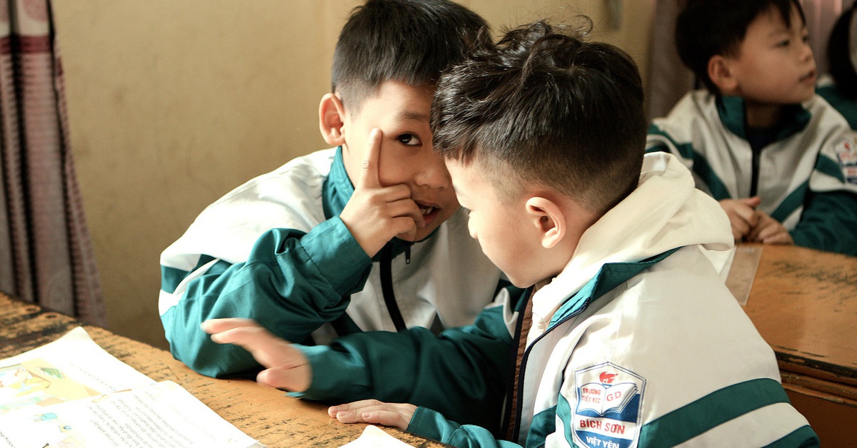 Bộ GD&ĐT: Tiếp tục miễn phí sách giáo khoa toàn quốc từ năm học 2029-2030