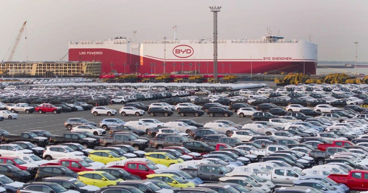 Cú sốc dầu Trung Đông tạo 'cơ hội lịch sử' cho xe điện Trung Quốc