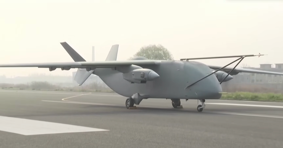 Trung Quốc thử drone chở hàng lớn nhất thế giới, tải 7 tấn