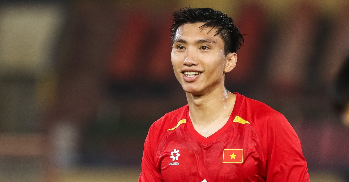 Siêu phẩm của Văn Hậu đẹp nhất tháng 3