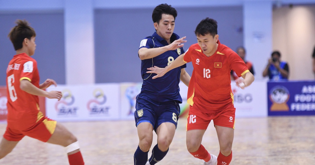 Futsal Việt Nam - Indonesia (hết hiệp 1) 0-2: Kareth lập cú đúp