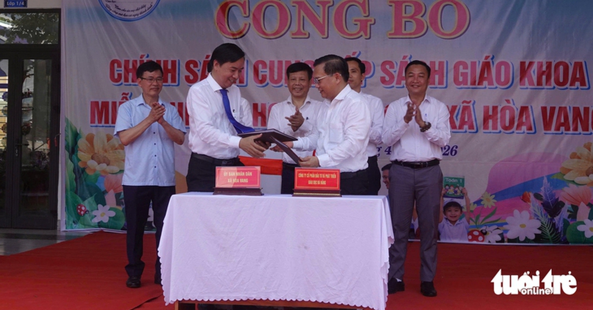 Đề xuất hoán đổi ngày làm để có kỳ nghỉ lễ liên tục; Ủng hộ đề xuất bỏ chụp hình với công chứng viên
