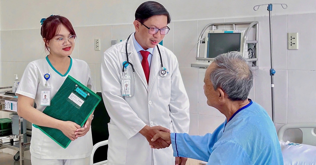 Thoát nguy cơ vỡ phình động mạch chủ bụng nhờ can thiệp kịp thời
