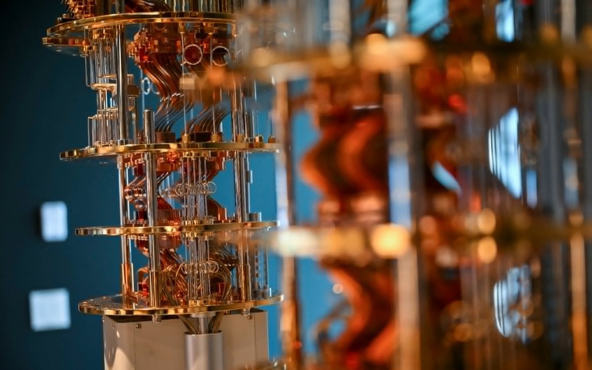 Làn sóng máy tính lượng tử sau cơn sốt AI