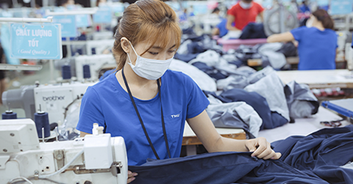 Doanh thu kỷ lục, 'ông lớn' dệt may nuôi gần 19.000 lao động với lương 12 triệu/tháng
