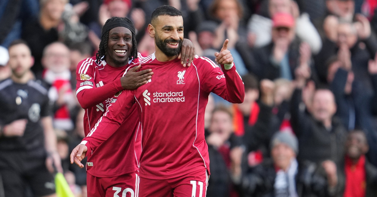 Liverpool củng cố suất dự Champions League