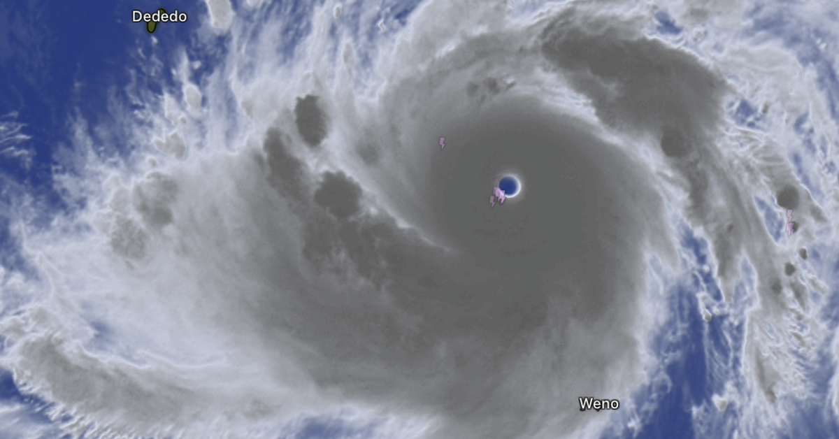 Bão Sinlaku có thể mạnh lên thành siêu bão