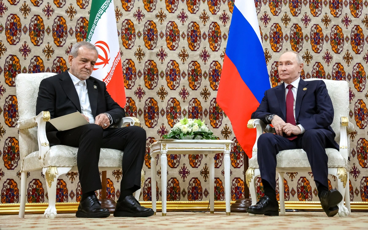 Ông Putin điện đàm Tổng thống Iran, nói sẵn sàng hỗ trợ trung gian