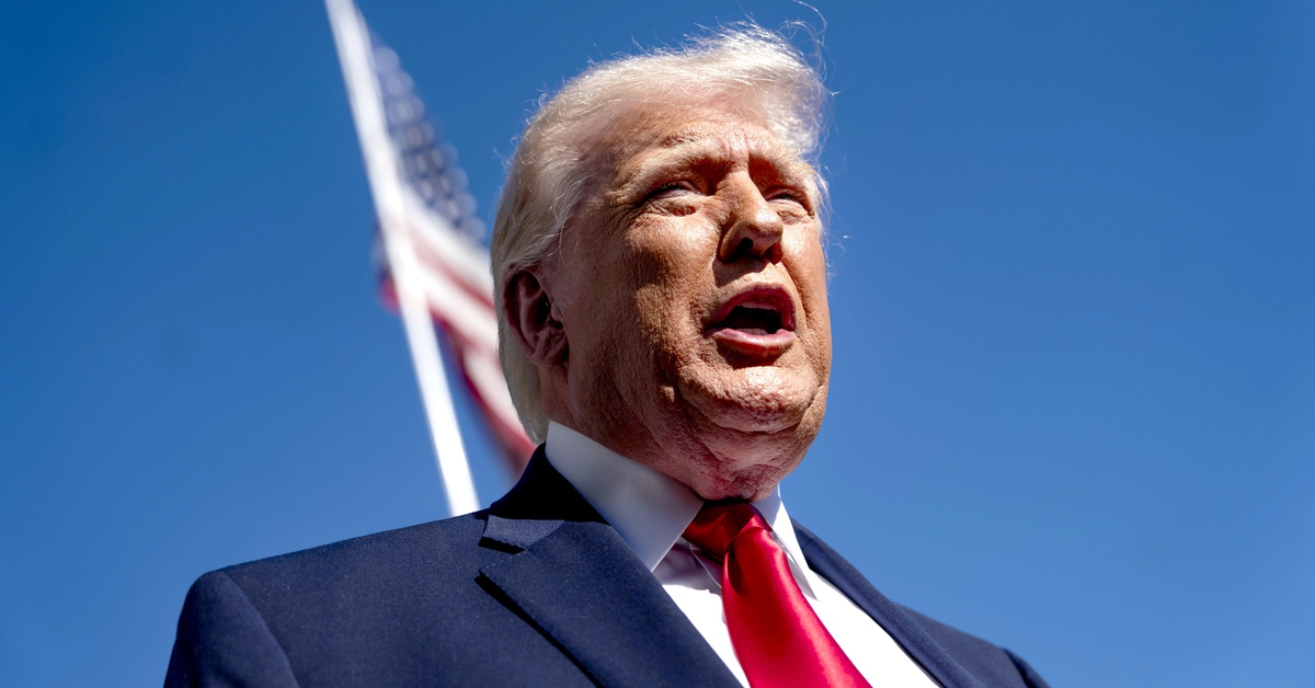 NÓNG: Ông Trump tuyên bố phong tỏa eo biển Hormuz