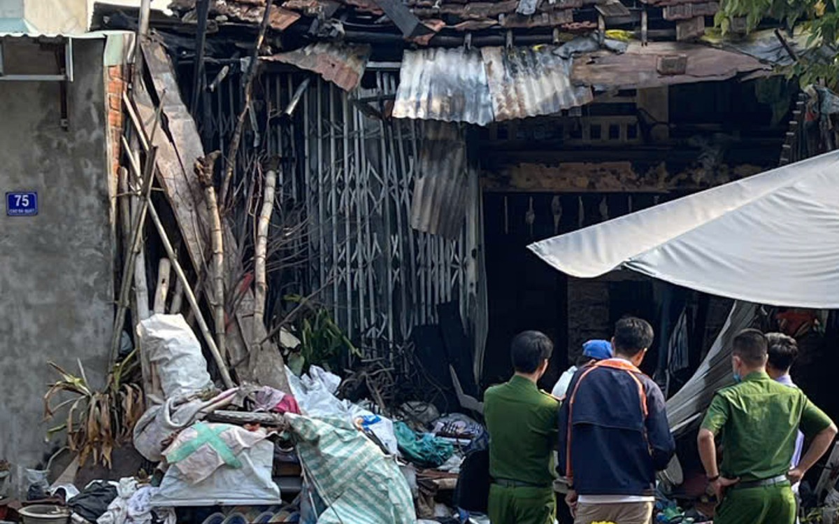 Gia Lai: Cháy nhà lúc rạng sáng, 1 người chết