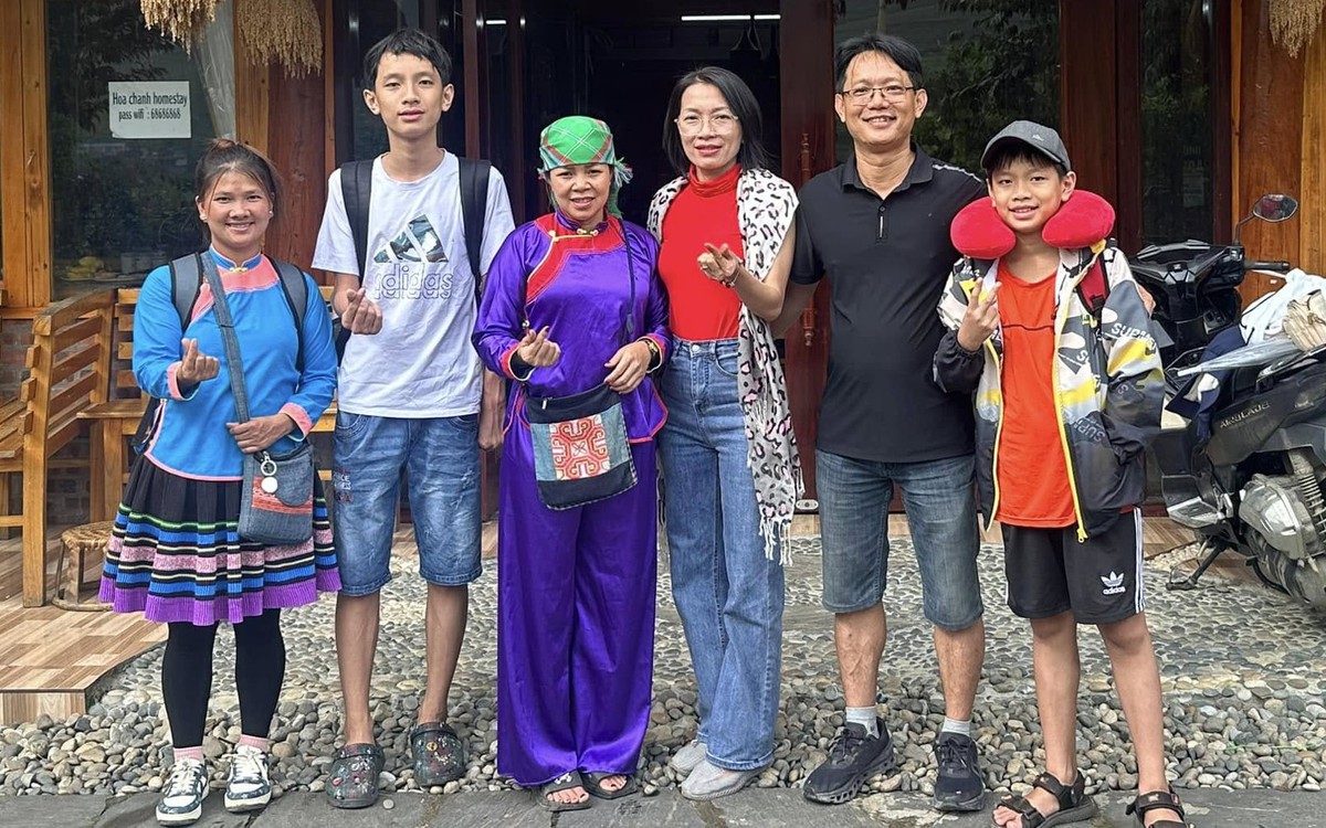 Những người phụ nữ nương nhau giữa ngàn mây