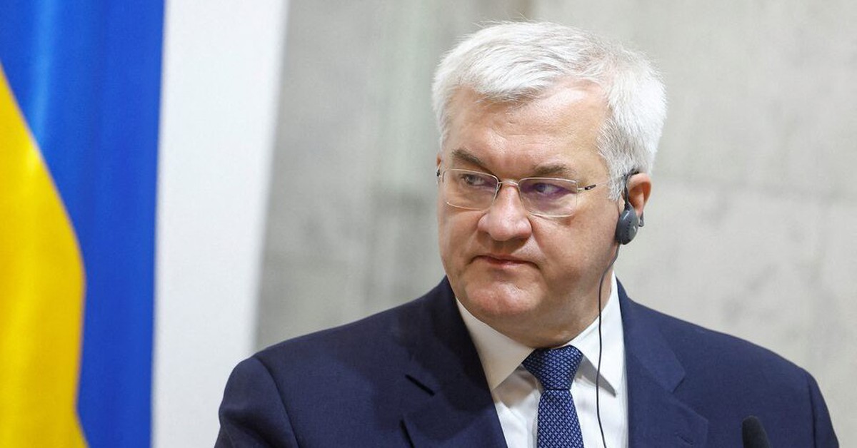 Ukraine dỡ bỏ khuyến cáo hạn chế công dân du lịch tới Hungary