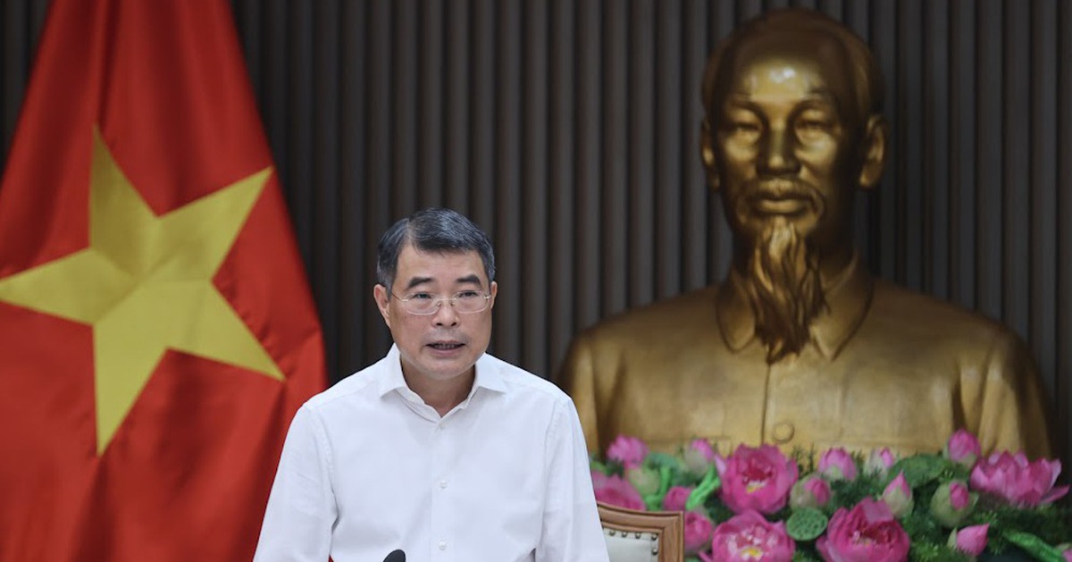 Thủ tướng Lê Minh Hưng: Bộ trưởng chịu trách nhiệm nếu để lọt thủ tục không đáp ứng yêu cầu