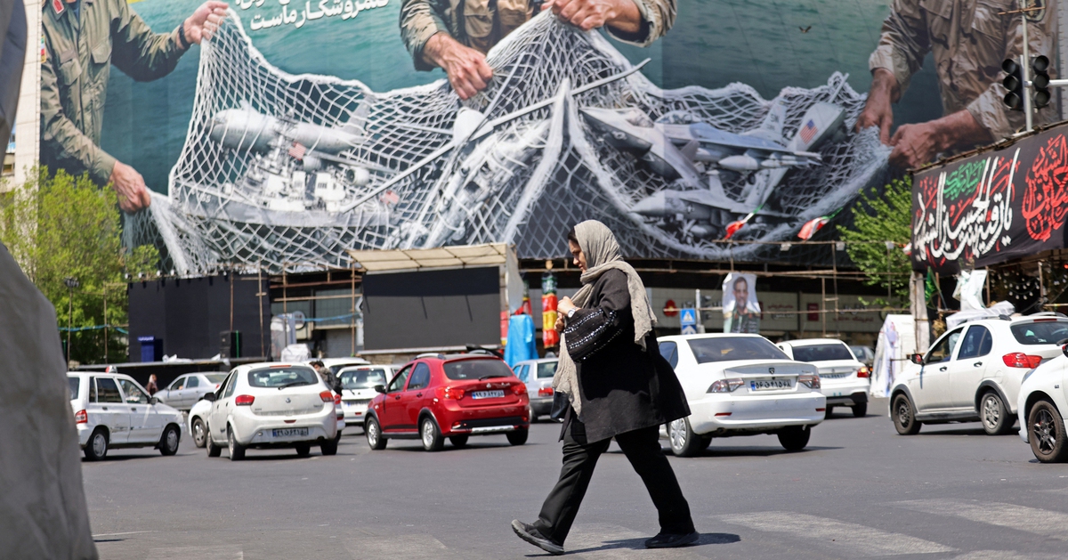 Iran cảnh báo 'không cảng nào ở vịnh Ba Tư được an toàn'