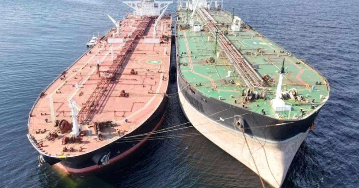 Malaysia bắt 2 tàu chở dầu ngoài khơi Penang, giữ các thuyền viên 5 nước