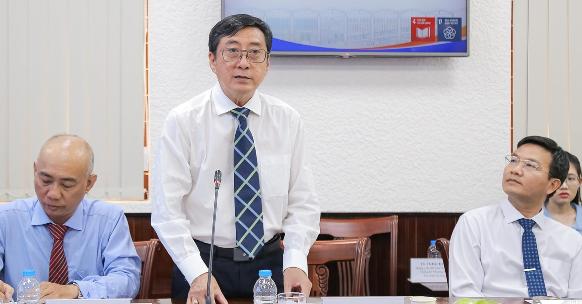 Học toán miễn học phí, nhận ‘lương’ tới 15 triệu đồng/tháng tại Trường đại học Khoa học tự nhiên