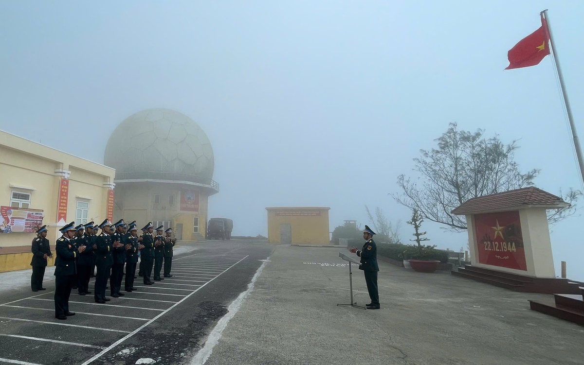 Chính ủy Sư đoàn 375: Tuyên huấn củng cố ý chí quyết tâm cho bộ đội, bảo vệ vững chắc không phận