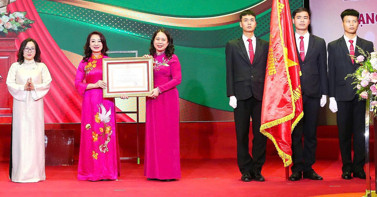 Có một nhà hát ra đời đúng năm đất nước đổi mới, luôn diễn 365 ngày trong năm