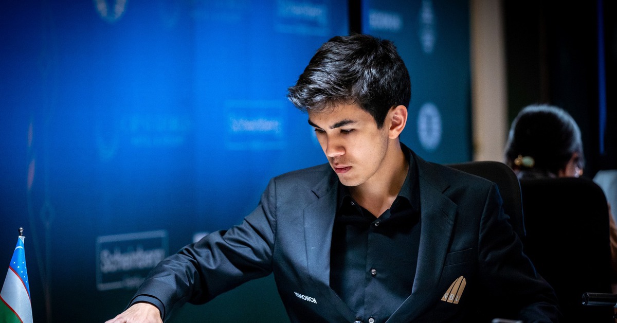 Kỳ thủ 20 tuổi Sindarov chính thức giành vé tranh ngôi Vua cờ