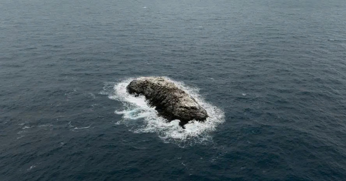 Bất ngờ phát hiện hòn đảo bí ẩn giữa 'vùng nguy hiểm' Nam Cực