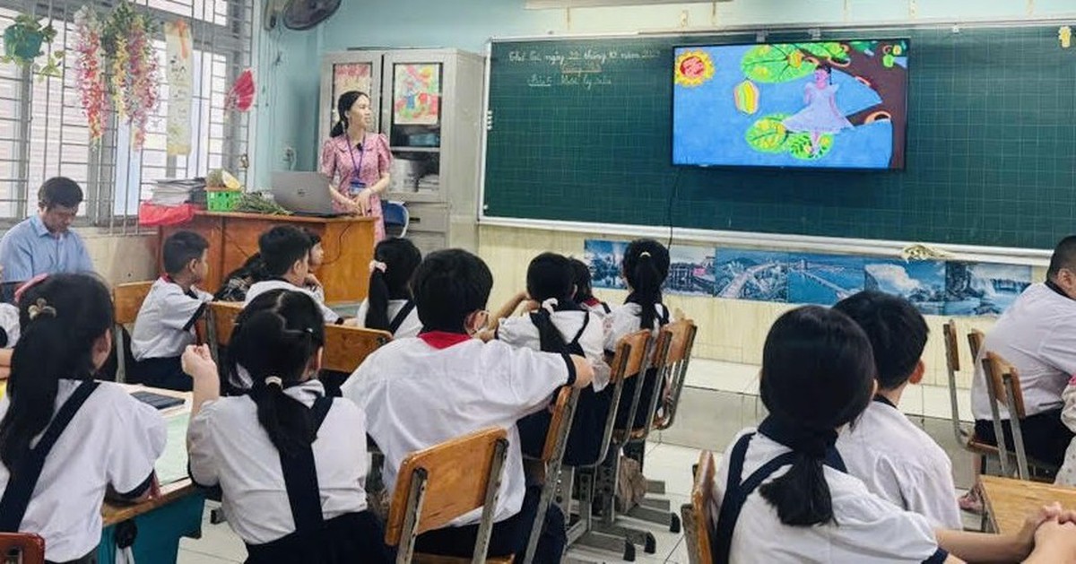 Phụ huynh băn khoăn tiết học công dân số liên kết, trường giải thích gì?