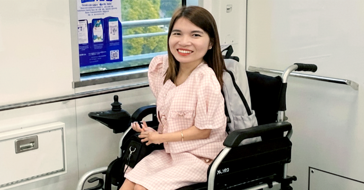 Cảm nhận thú vị và góp ý của hành khách đi xe lăn trên metro TP.HCM