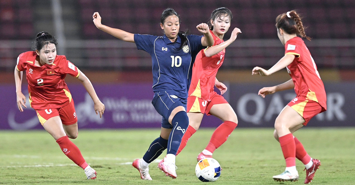 Bóng đá nữ Việt Nam nhìn Thái Lan mà lo