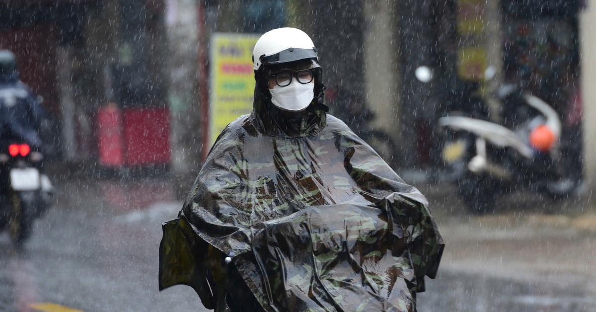 Thời tiết hôm nay 15-4: Mưa dông xuất hiện nhiều sau ngày nắng nóng