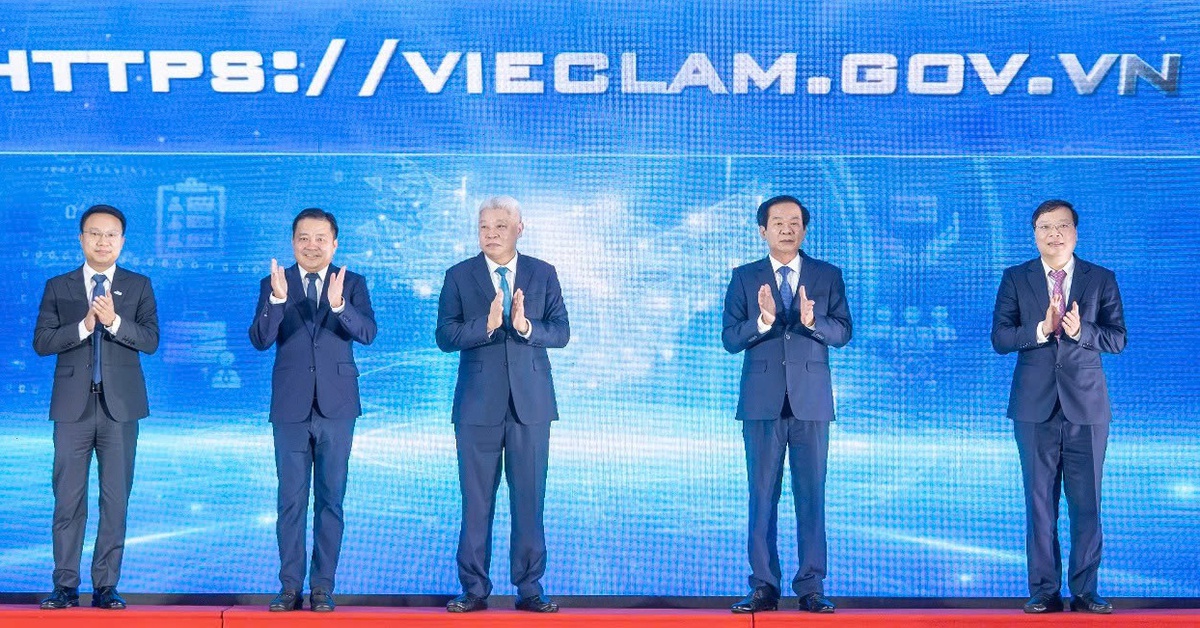 Lần đầu ra mắt sàn việc làm tích hợp VNeID: Tăng minh bạch tuyển dụng