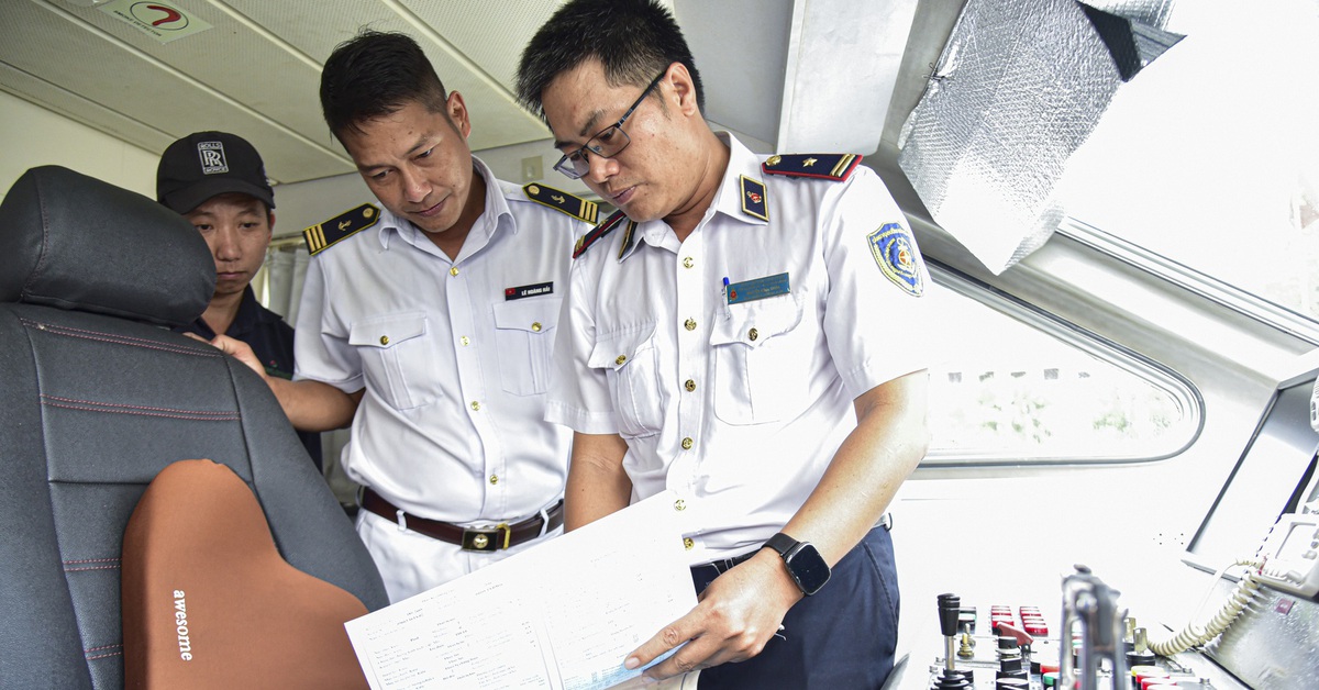 Tăng cường kiểm tra, đảm bảo an toàn giao thông đường thủy dịp lễ Giỗ Tổ Hùng Vương, 30-4 và 1-5