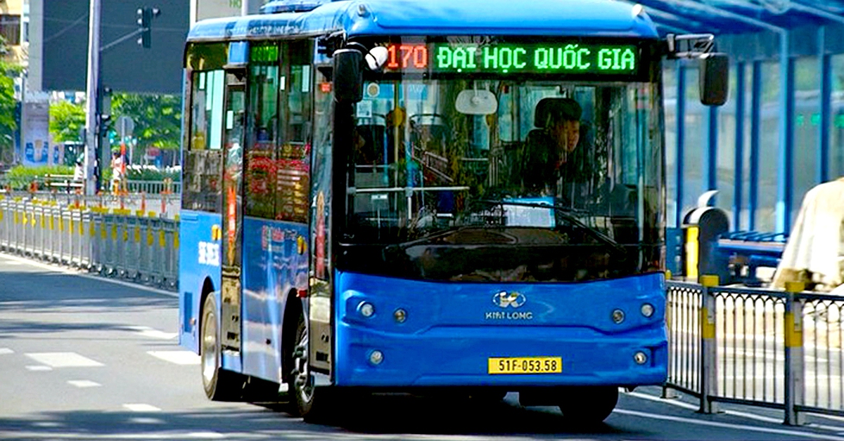 TP.HCM nghiên cứu mô hình DRT mới gom khách cho xe buýt, xem xét thí điểm tại Đại học Quốc gia