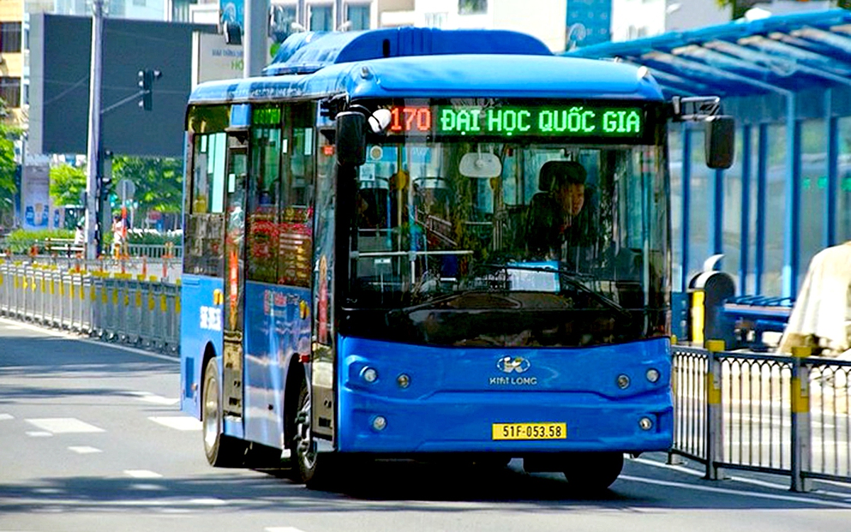 TP.HCM nghiên cứu mô hình DRT mới gom khách cho xe buýt, xem xét thí điểm tại Đại học Quốc gia