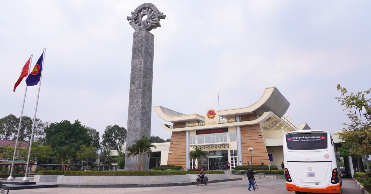 11/21 cửa khẩu Tây Ninh chưa quy hoạch chi tiết, nhiều cửa khẩu chưa đồng loại hình với Campuchia