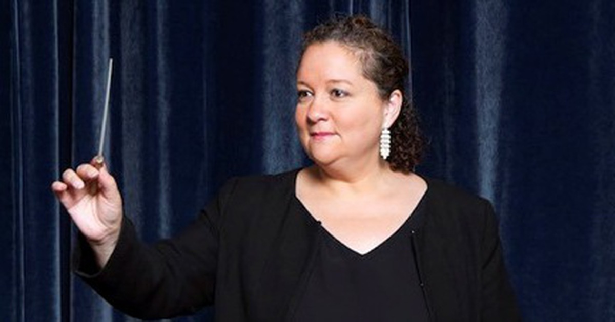 Nữ nhạc trưởng Pháp chỉ huy đêm nhạc A night of Debussy & Ravel tại TP.HCM