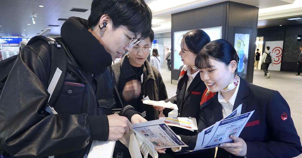 Nhật Bản cấm dùng sạc dự phòng trên máy bay, vi phạm có thể bị tù 2 năm