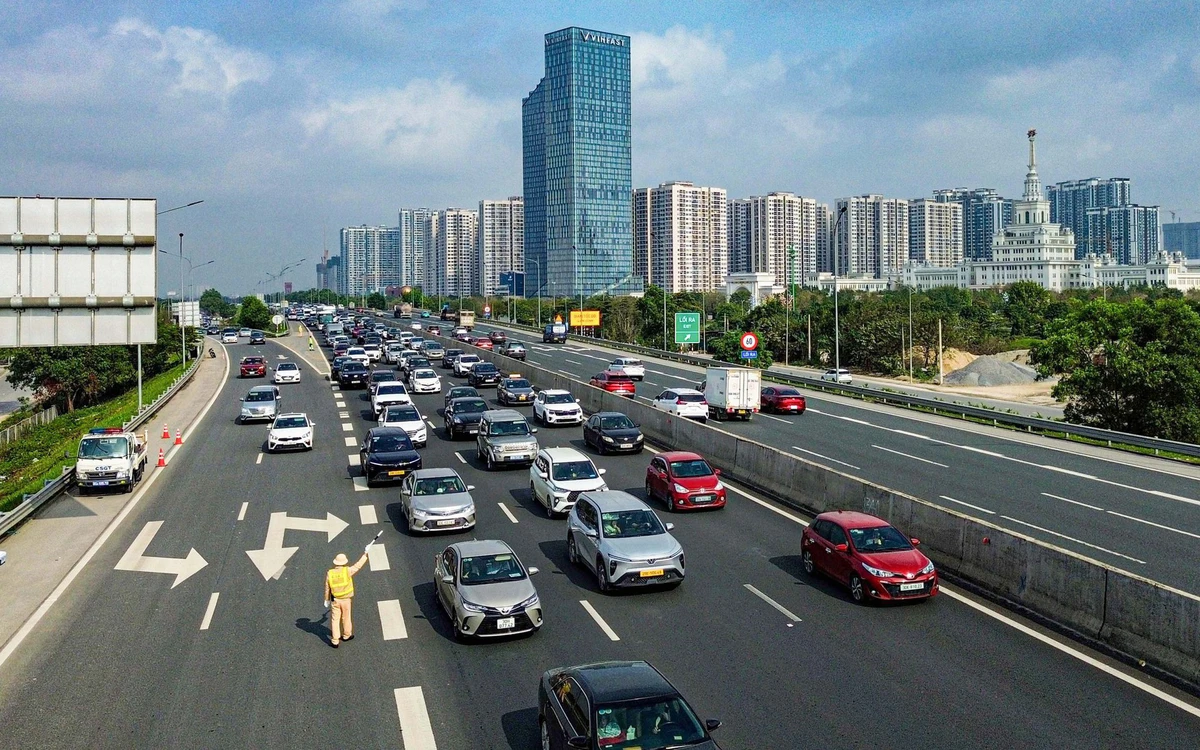 Giải thể Ủy ban An toàn giao thông Quốc gia từ 1-6