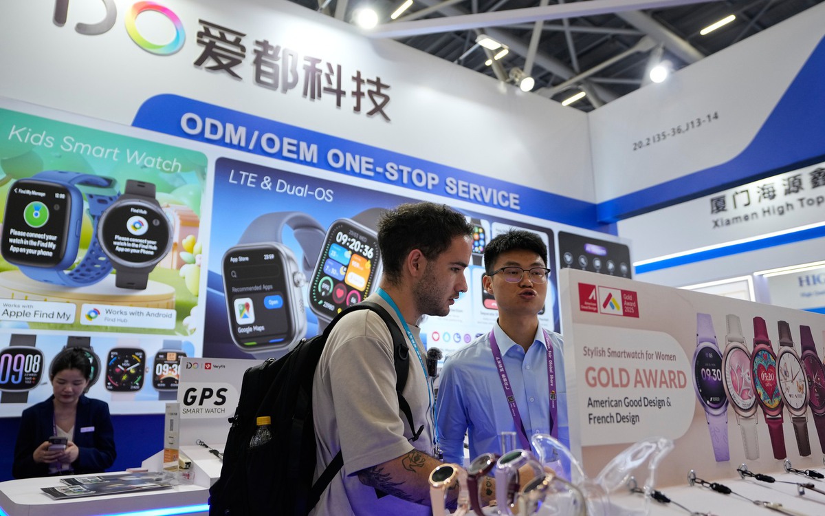 Kinh tế Trung Quốc tăng trưởng vượt kỳ vọng bất chấp xung đột ở Trung Đông