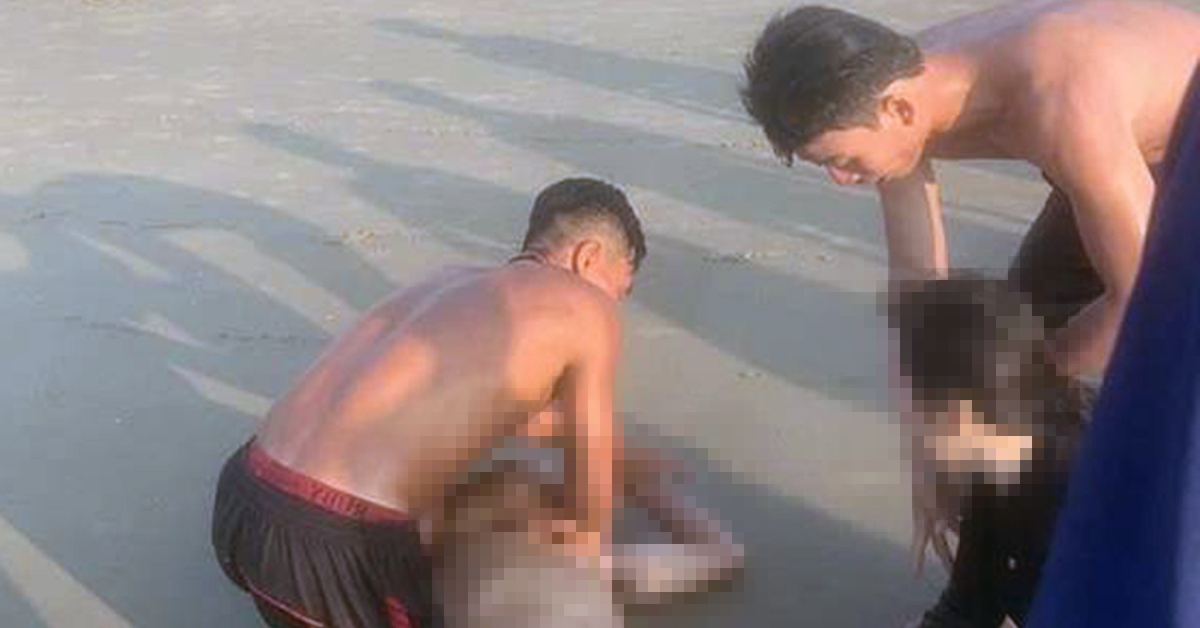 Hai du khách bị cuốn xa bờ khi tắm biển Vũng Tàu, được cứu kịp thời